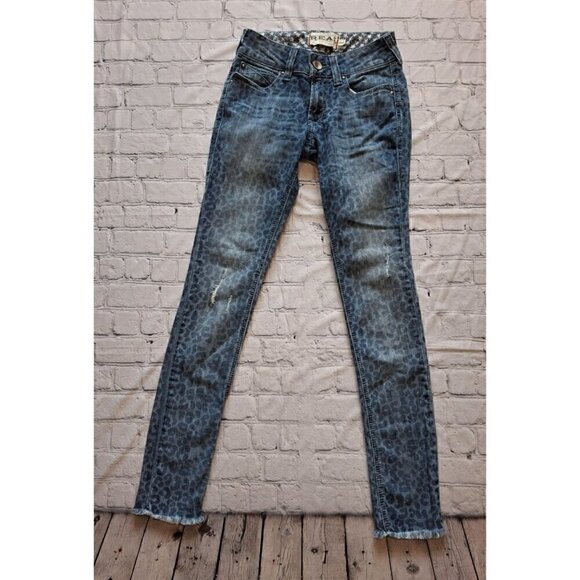 Ariat Denim - Ariat Mid Rise Skinny Leopard Jean/Pre-owned, Sz. 25R
